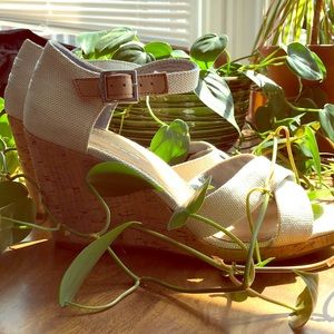 Toms sienna wedge in natural
